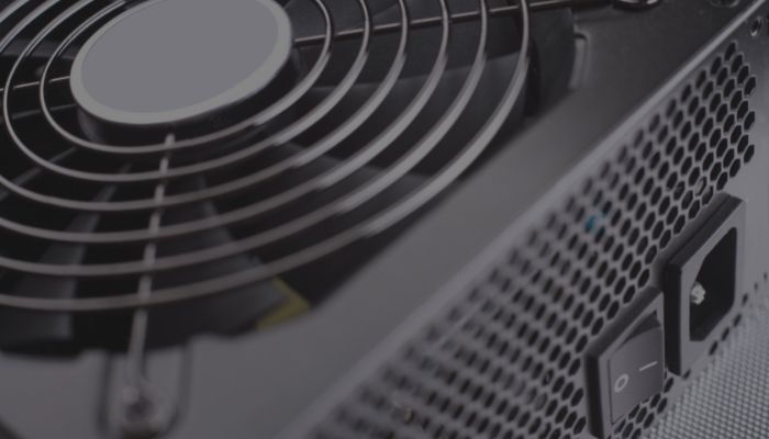 cuanta energía provee una fuente de poder 